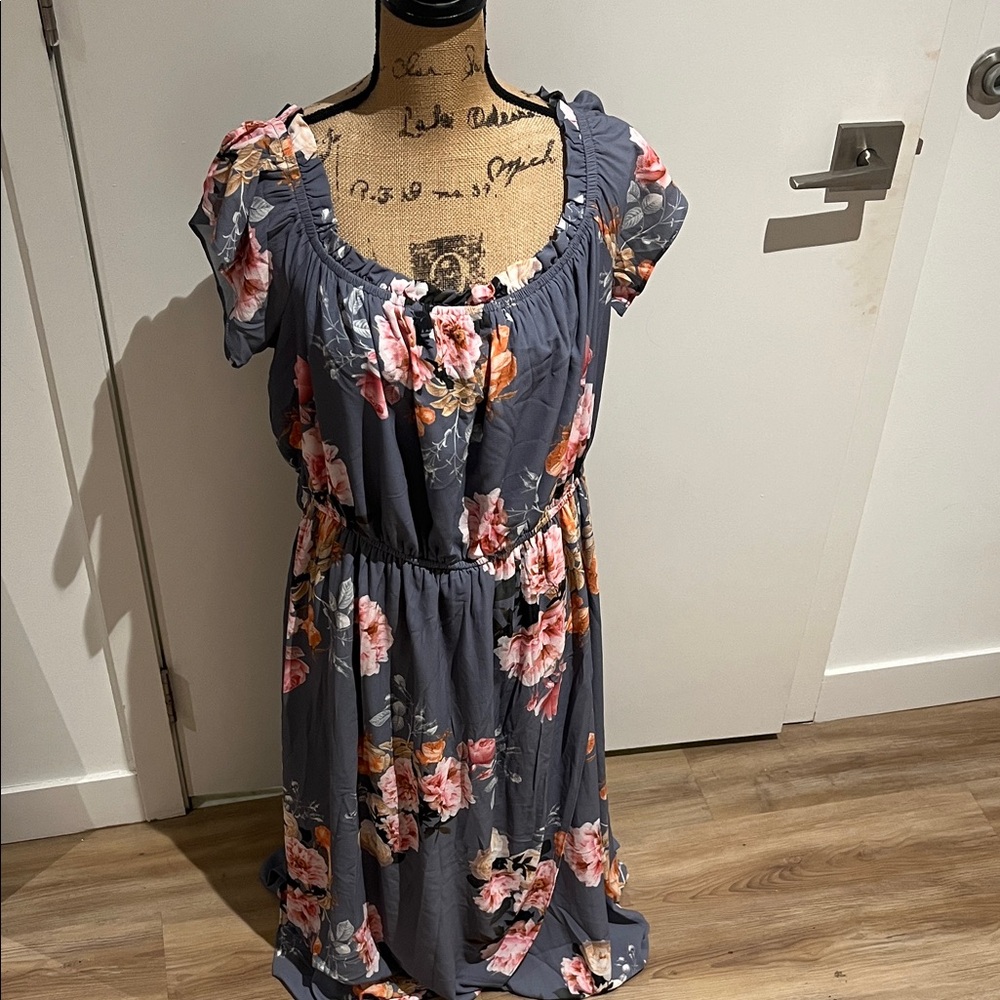 City Chic Floral Maxi Dress - Gray and Pink